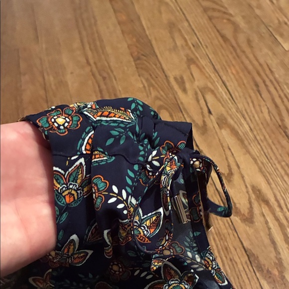 Molly Bracken Navy and Teal Floral Blouse - Picture 3 of 11